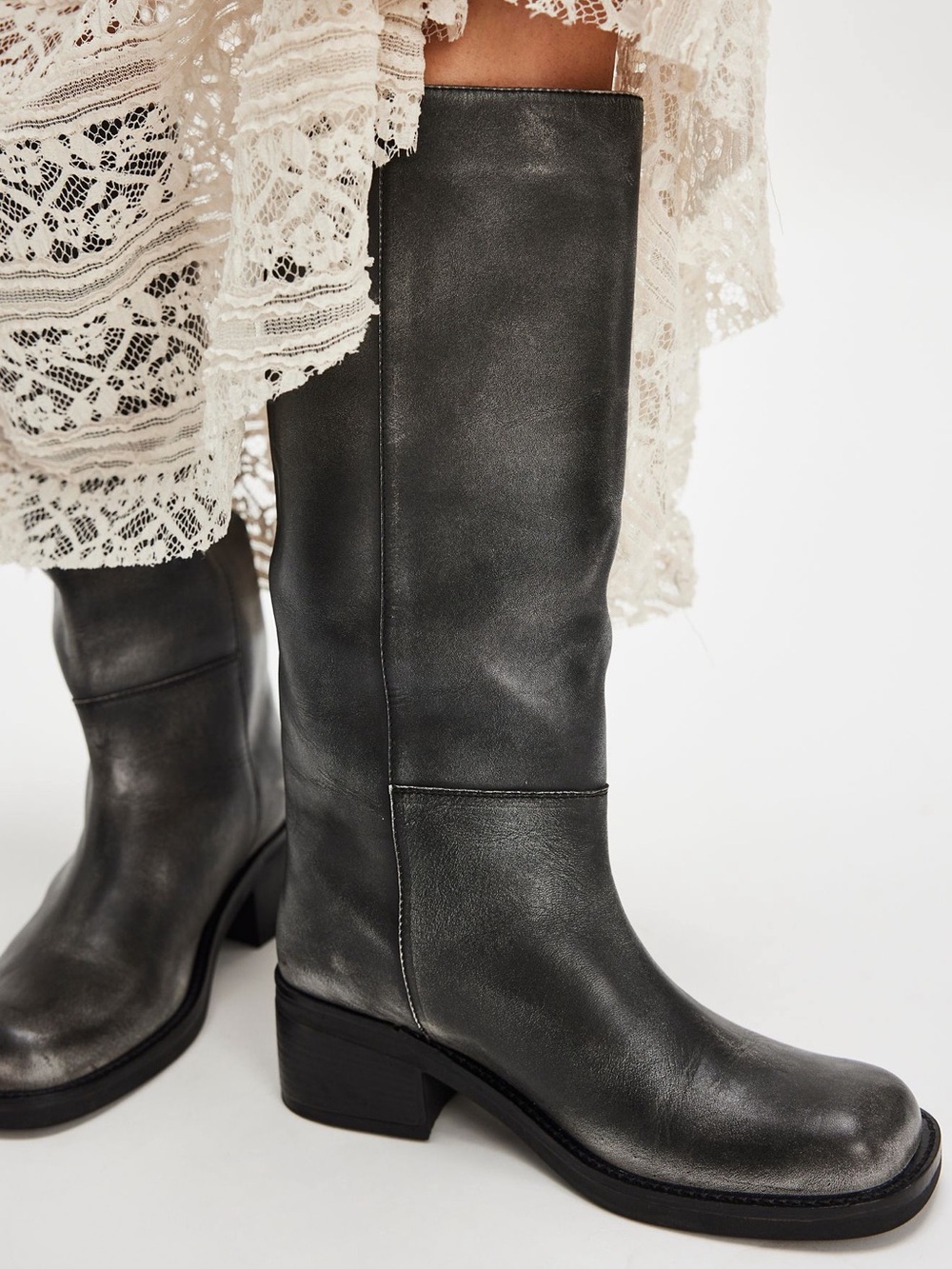 FREE PEOPLE - Dana Distress Pull-On Boots - Size: 9.5
